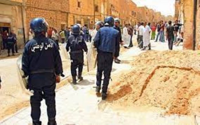 Die Polizei erklärt den Mozabiten den Krieg in Ghardaïa (Algerien)