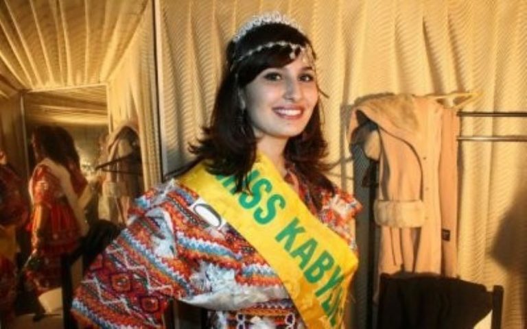 Lydia Allouche, tucbiḥt 2010 n Tmurt n Yeqbayliyen