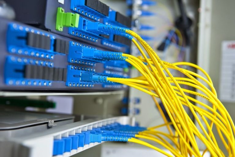 Iɛewwiqen di ttawil n Internet