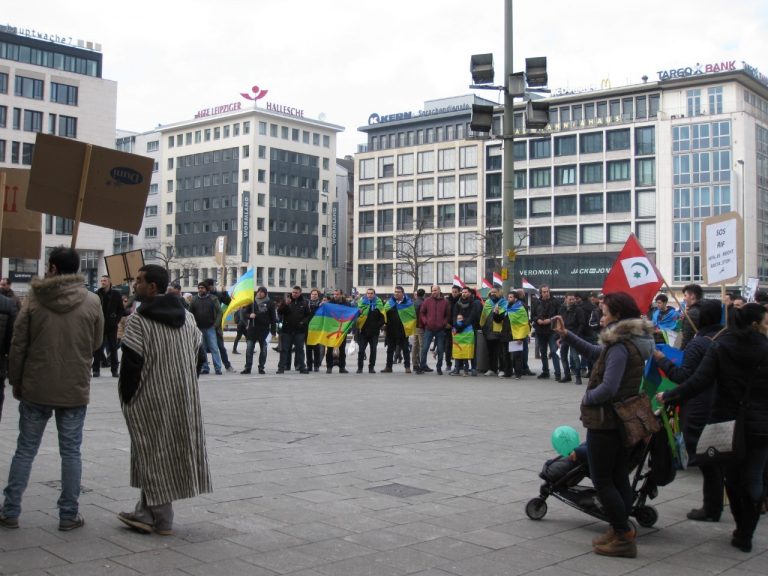 Imaziɣen Irifiyen refden anay amaziɣ di tmurt n Lalman