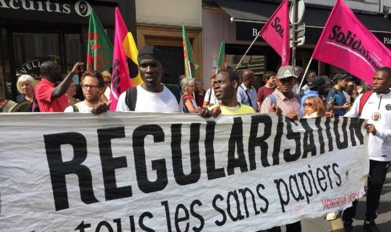 les sans-papiers