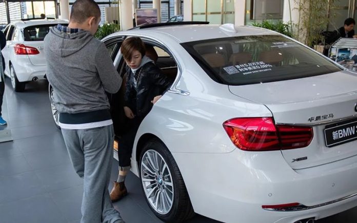 Mercedes et BMW en Chine