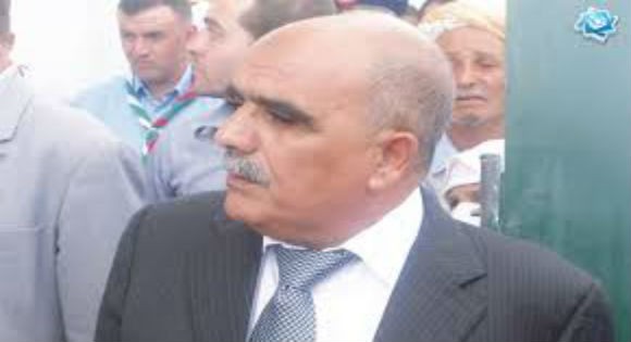 BGAYET (Tamurt) - Le premier magistrat de la wilaya de Bgayet, Ouled Salah Zitouni, vient de suspendre un élu communal d’Amizour.