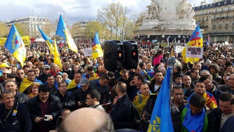 Les Kabyles de Paris ont marché pour  l'indépendance de leur pays
