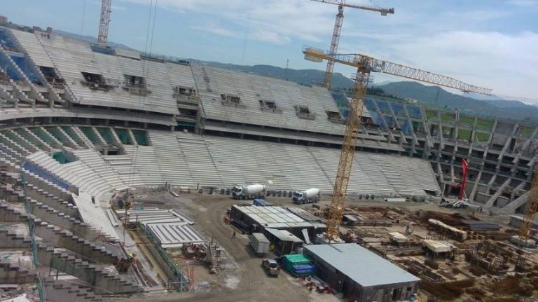 Campagne pour baptiser le nouveau stade de Tizi-Ouzou au nom de Matoub Lounès