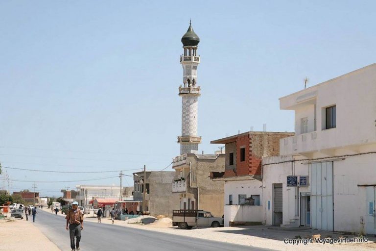 Les terroristes « revenants » de Syrie accueillis en héros  à Sidi Daoued
