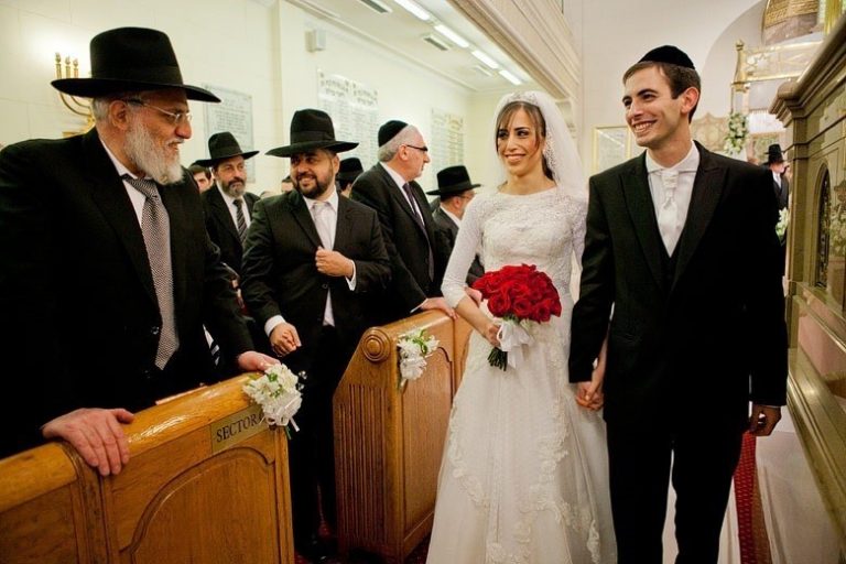 France : Ces kabyles qui se marient avec des juives