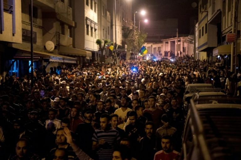 Rif, des milliers de personnes dans la rue à Imzouren !