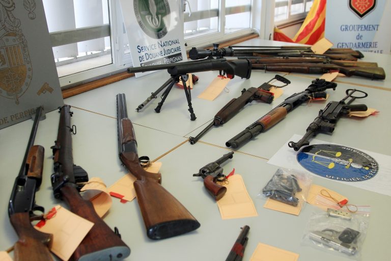 Démantèlement d’un réseau de trafic d’armes à At Waguenoun