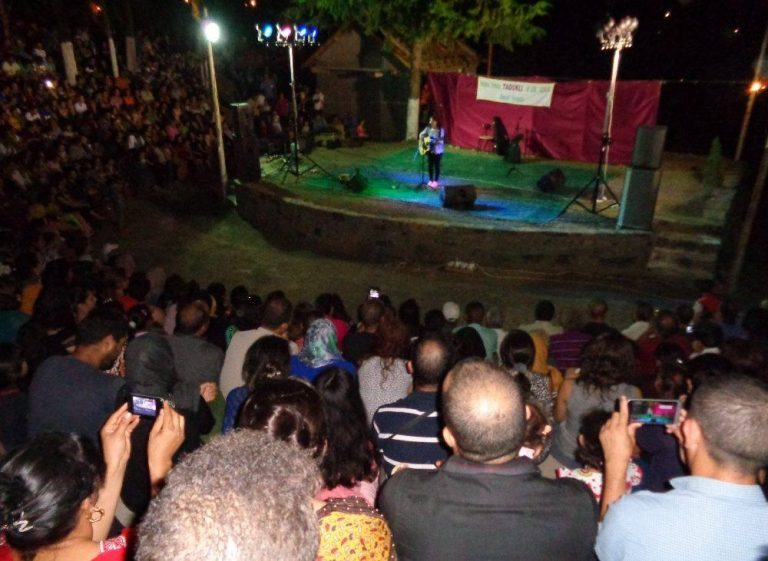 Ali Amrane enflamme Bouteghwa