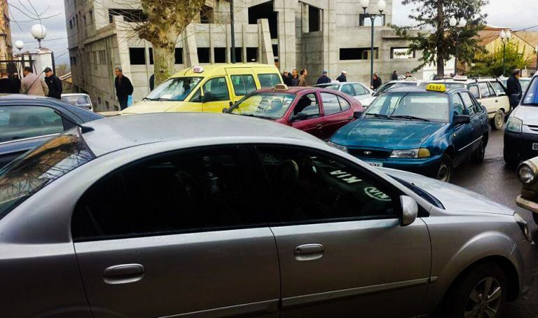 Les taxis clandestins de la police à Tizi-Ouzou ville