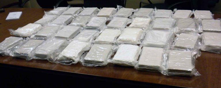 Impressionnante saisie de cocaïne à Oran et des questions…