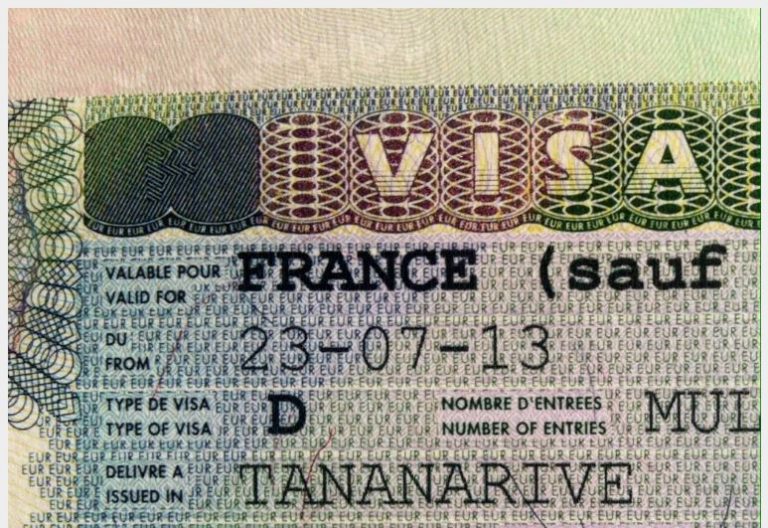 La France ne délivre plus de visas aux Algériens