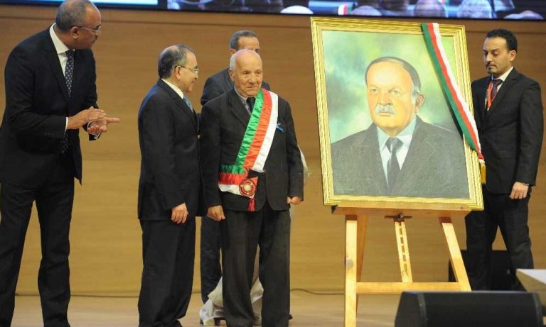 Votez pour le portrait de Bouteflika
