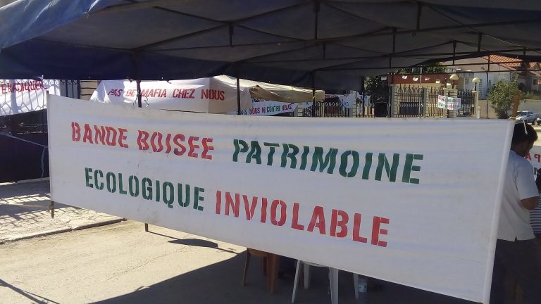 Contestation à Amizour et à Aokas