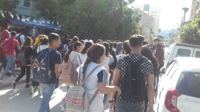 les écoliers kabyles veulent tamazight