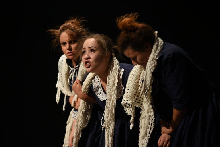 théâtre femmes Bgayet