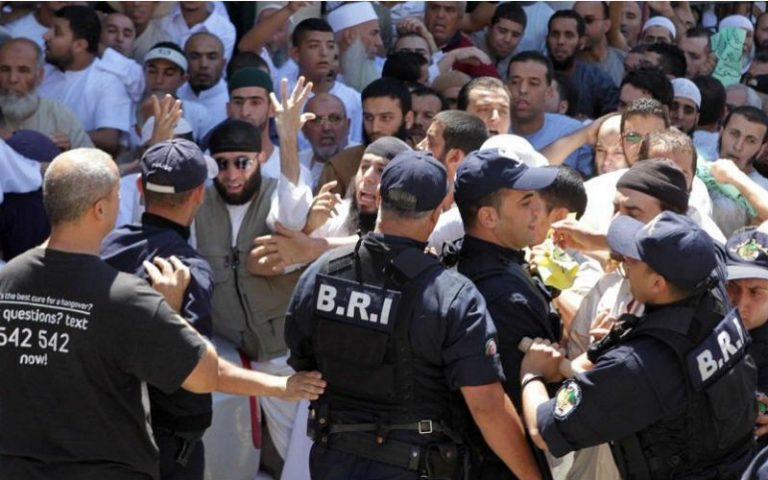 La Kabylie refuse et un Etat policier et un Etat islamiste