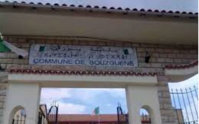 Mairie de Bouzeguène