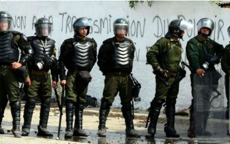 les militaires algeriens