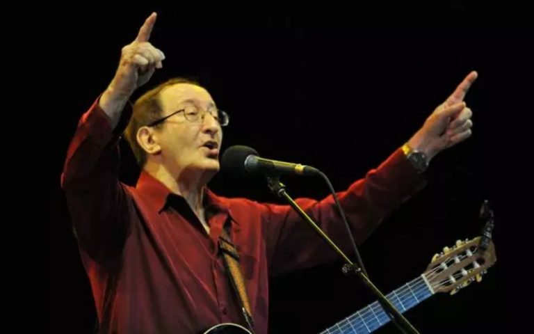 Le chanteur kabyle Idir