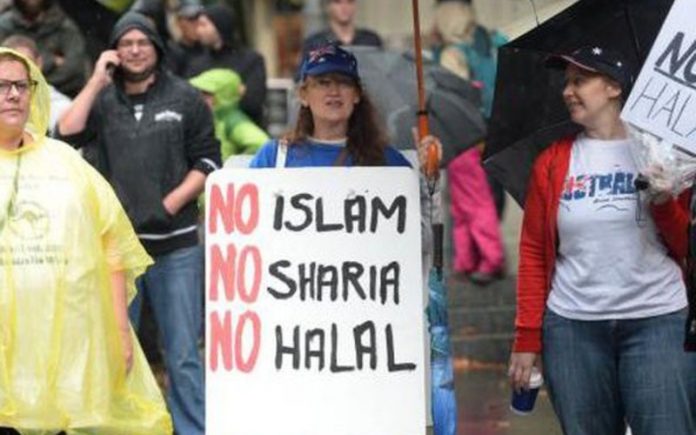 Manifestation contre l'islamisme radical en Australie