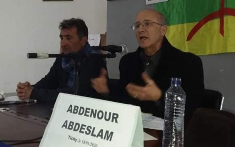 Abdenour A. lors d'une conference à Tichy, Bgayet