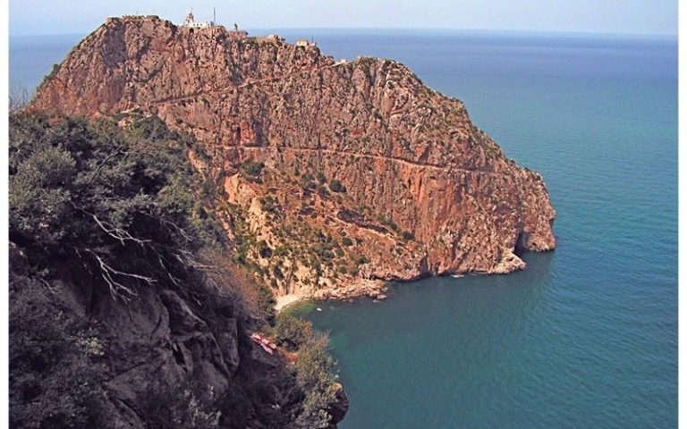 Cap Carbon, Bgayet