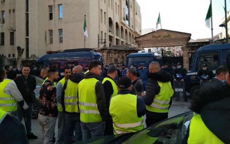 Sit-in des travailleurs de Numilog