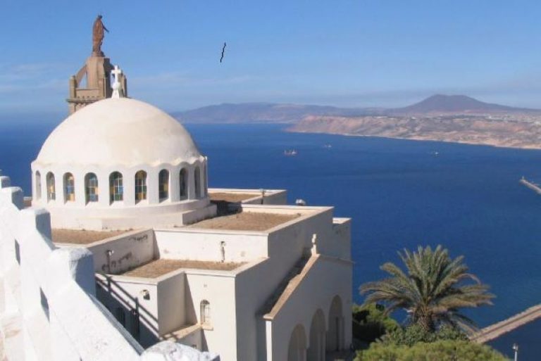 Eglise-catholique-Santa-Cruz-Oran