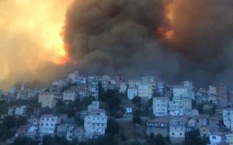 La Kabylie brûle