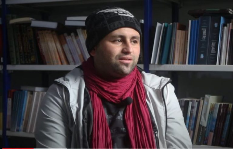 Akli Mihoubi