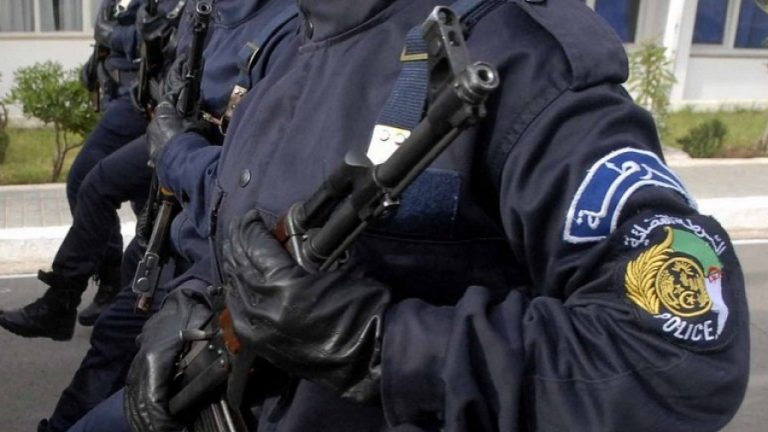 La police coloniale algérienne, en Kabylie