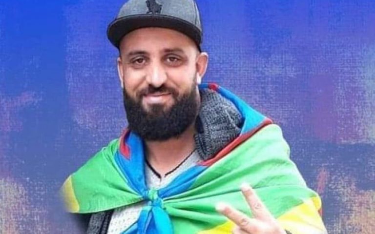 Sofiane Mohedeb, militant kabyle