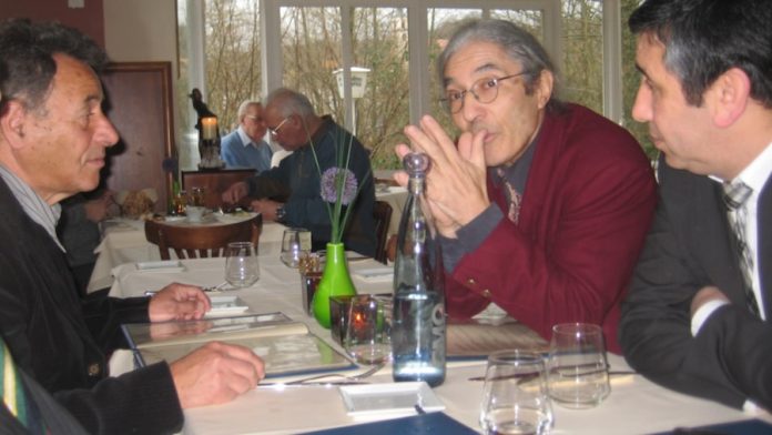 Boualem Sansal entre feu Dr Belkacem Ahmed-Ouamar dit Aggur et Lyazid Abid