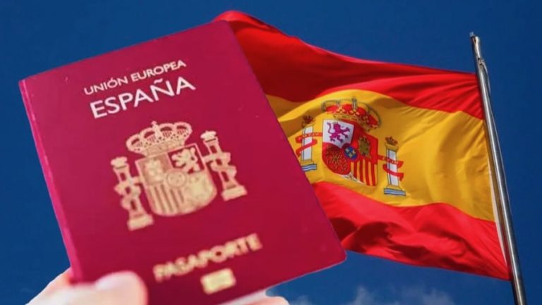 Vers la régularisation de plus de 500 000 sans-papiers en Espagne