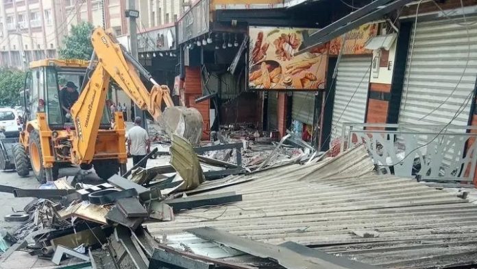 Guerre contre les squatteurs de rue à Tizi Ouzou