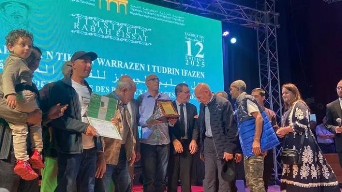 Prix Rabah Aissat: Ait Bouhini élu village le plus propre Prix Rabah Aissat: Ait Bouhini élu village le plus propre