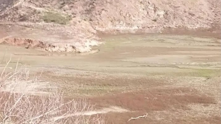 Le barrage d'eau de Taksebt à sec