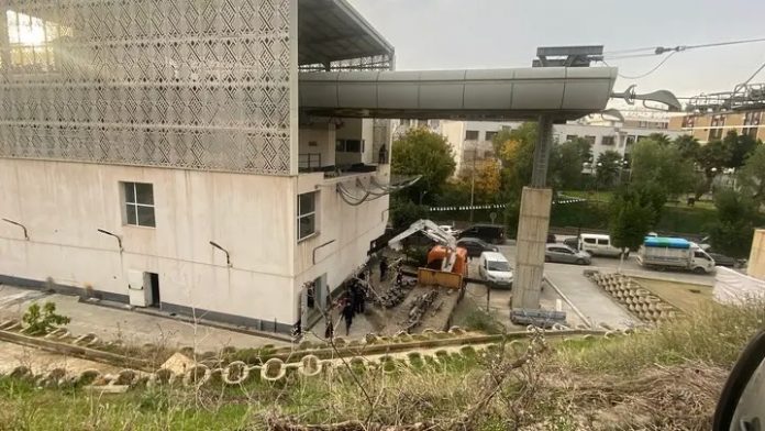 Le téléphérique de nouveau à l’arrêt Le téléphérique de nouveau à l’arrêt