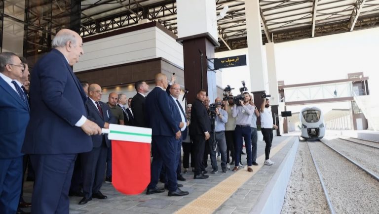 Inauguration de la ligne Oran - Tindouf