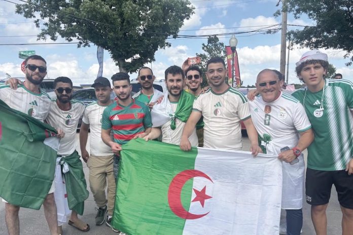 Les supporters algériens a Kansas Les supporters algériens a Kansas